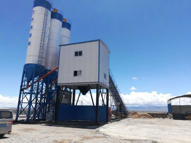 免基础HZS180型混凝土搅拌站